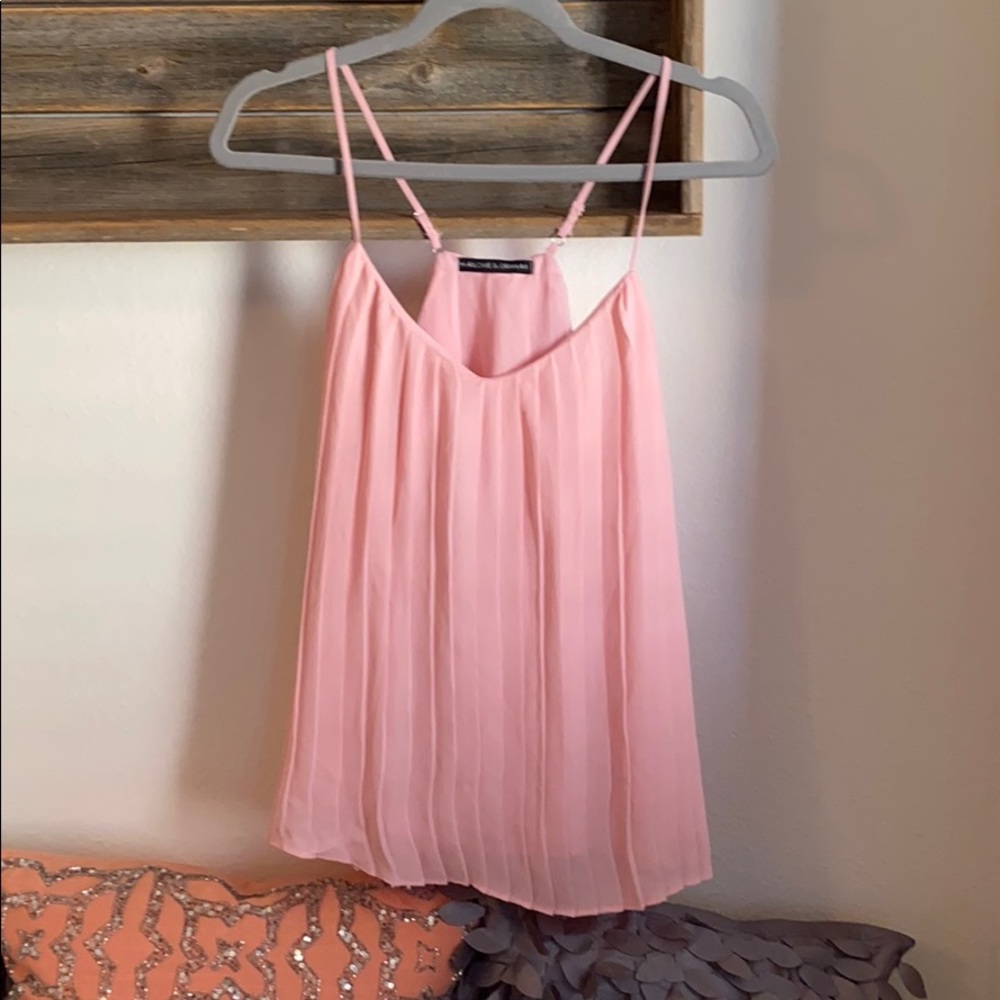Cute pleated tank